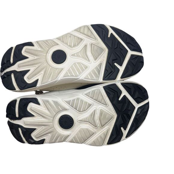 Ugg Australia Men`s CA805 V2 Remix Sneaker Size 6.5 - Picture 6 of 6